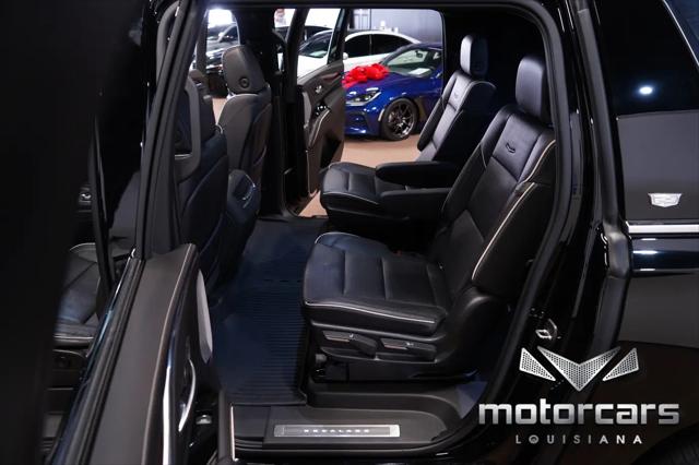 2022 Cadillac Escalade ESV 4WD Premium Luxury