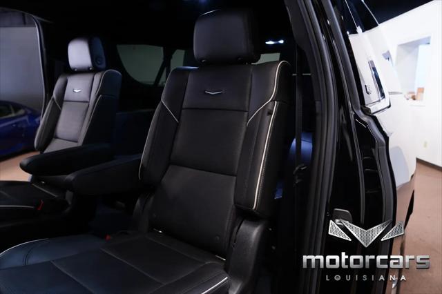 2022 Cadillac Escalade ESV 4WD Premium Luxury
