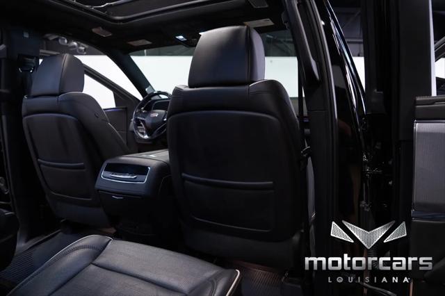 2022 Cadillac Escalade ESV 4WD Premium Luxury