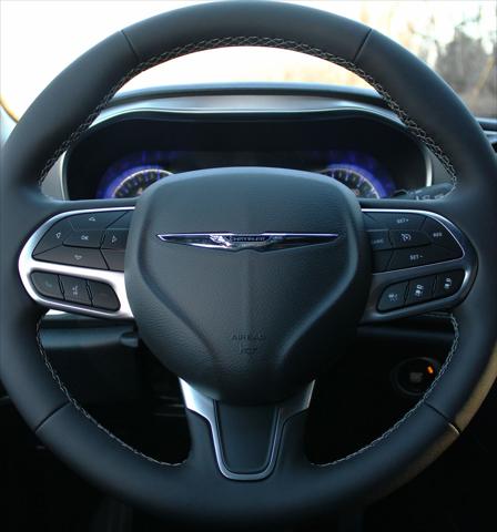 2026 Chrysler Pacifica Limited AWD