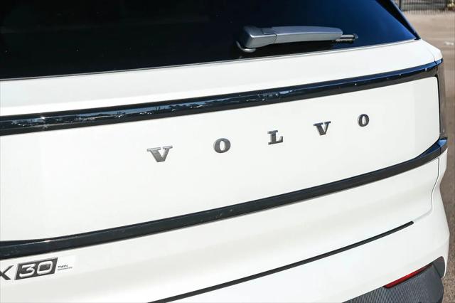 2025 Volvo EX30 Plus Twin Motor Performance, Fully electric