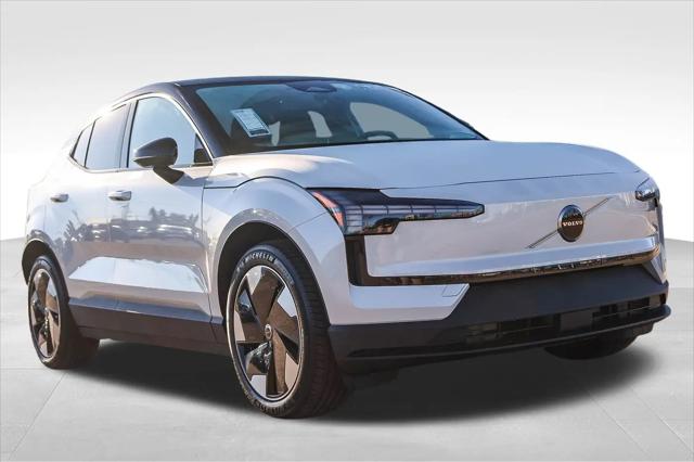 2025 Volvo EX30 Plus Twin Motor Performance, Fully electric