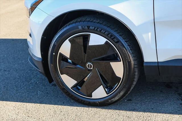 2025 Volvo EX30 Plus Twin Motor Performance, Fully electric
