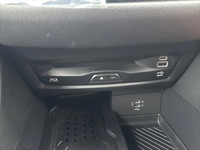 2026 Chrysler Pacifica Pinnacle AWD