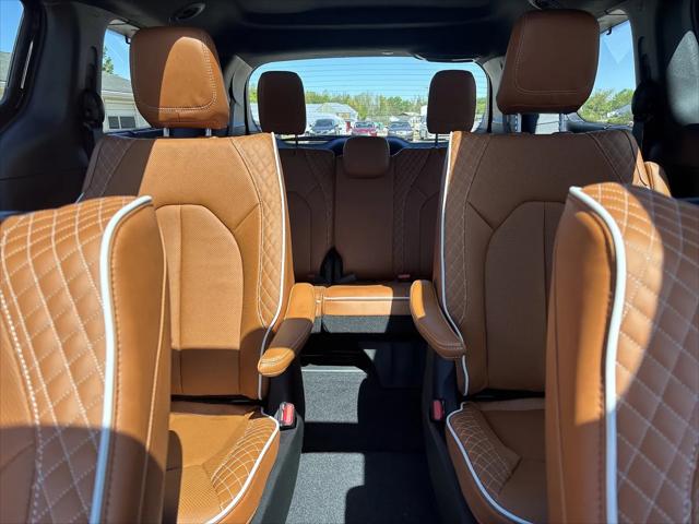 2026 Chrysler Pacifica Pinnacle AWD