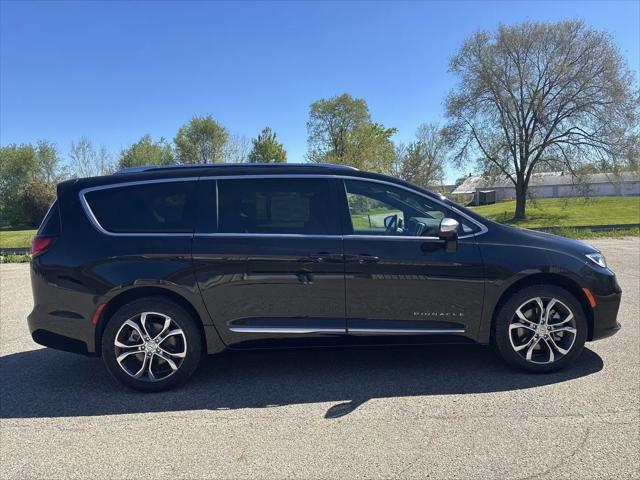 2026 Chrysler Pacifica Pinnacle AWD
