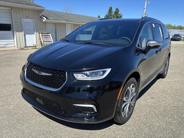 2026 Chrysler Pacifica Pinnacle AWD