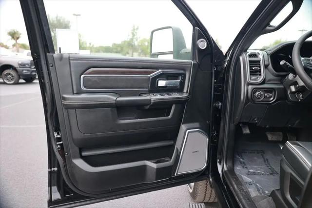 2026 Ram 3500 Laramie Crew Cab 4x4 64 Box