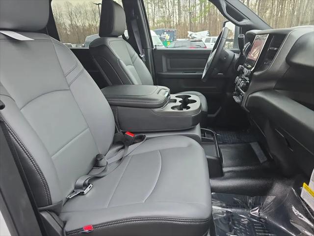 2025 Ram 2500 Tradesman Crew Cab 4x4 8' Box