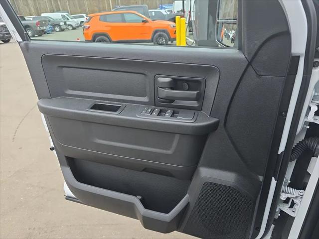 2025 Ram 2500 Tradesman Crew Cab 4x4 8' Box