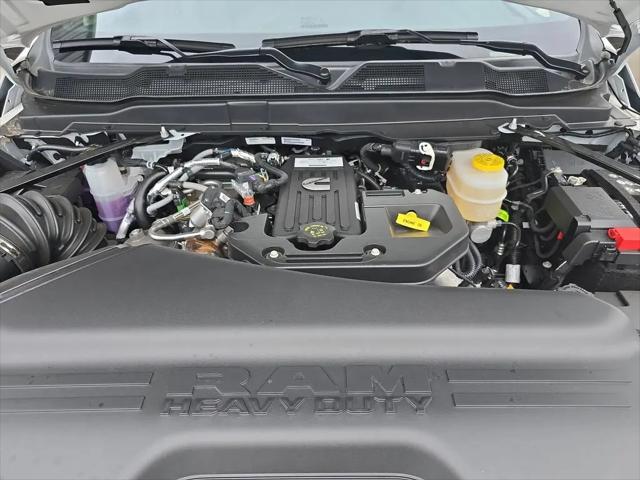 2025 Ram 2500 Tradesman Crew Cab 4x4 8' Box