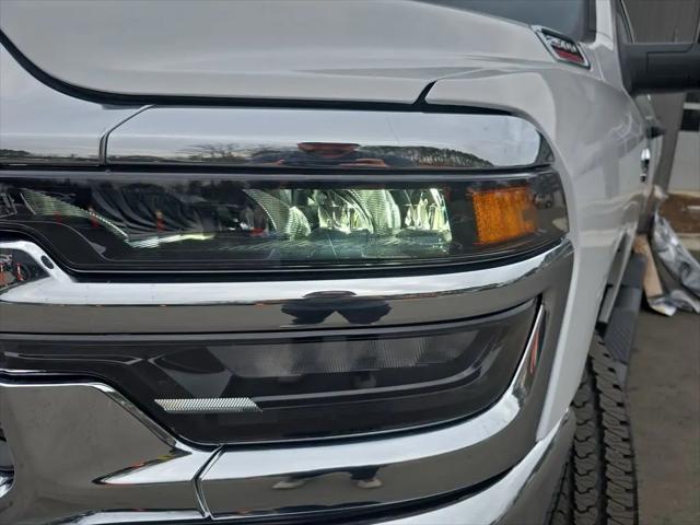 2025 Ram 2500 Tradesman Crew Cab 4x4 8' Box