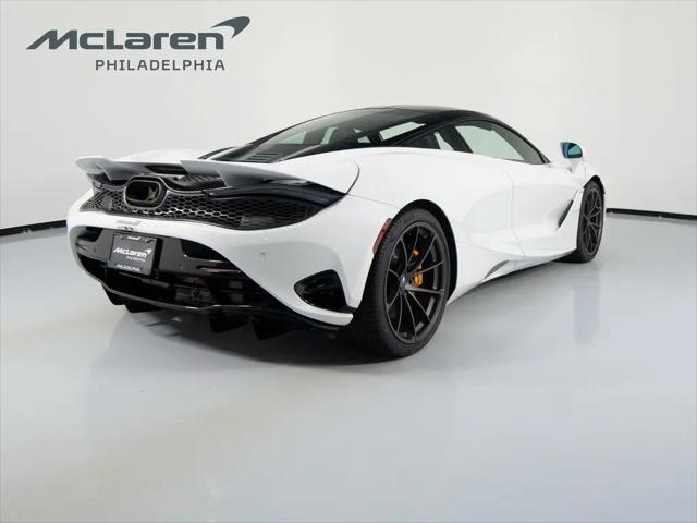 2025 McLaren 750S Coupe