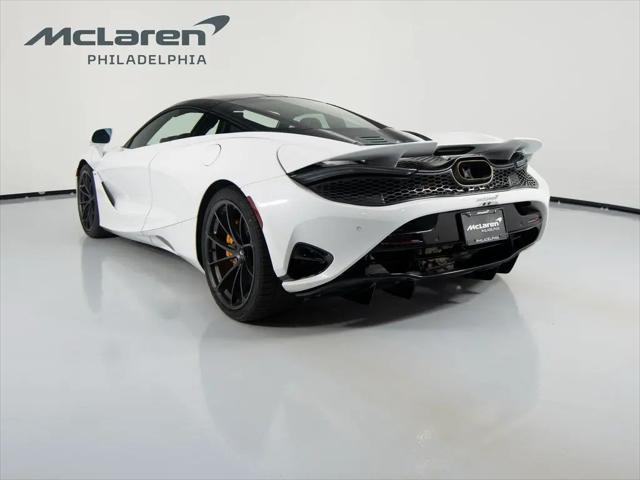 2025 McLaren 750S Coupe