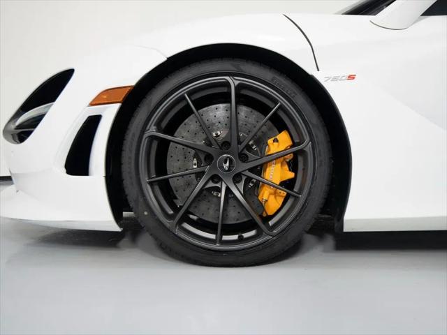 2025 McLaren 750S Coupe