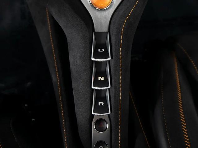 2025 McLaren 750S Coupe