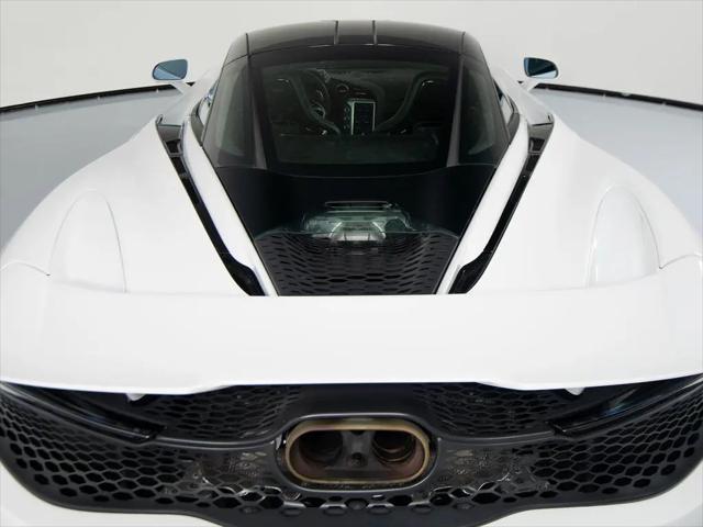 2025 McLaren 750S Coupe