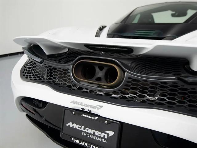 2025 McLaren 750S Coupe