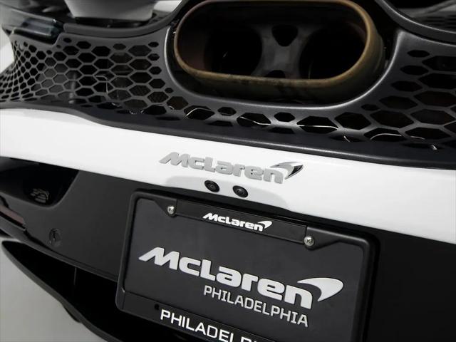 2025 McLaren 750S Coupe