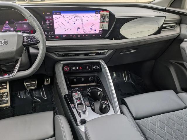 2025 Audi SQ5 Premium Plus TFSI quattro S tronic