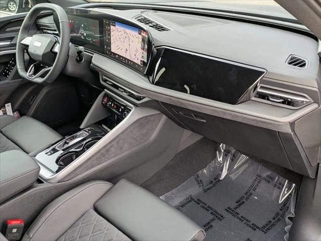 2025 Audi SQ5 Premium Plus TFSI quattro S tronic