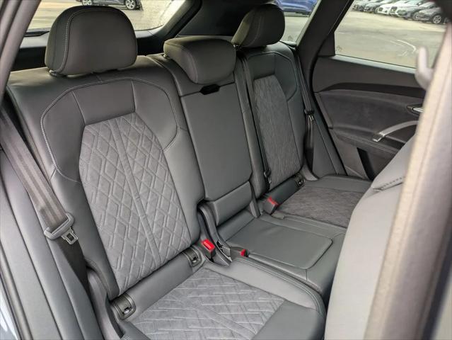 2025 Audi SQ5 Premium Plus TFSI quattro S tronic