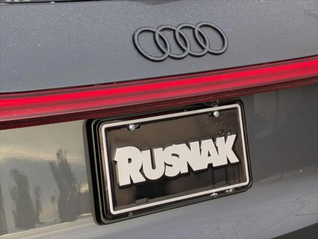 2025 Audi SQ5 Premium Plus TFSI quattro S tronic
