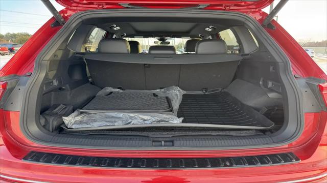 2024 Volkswagen Tiguan 2.0T SEL R-Line