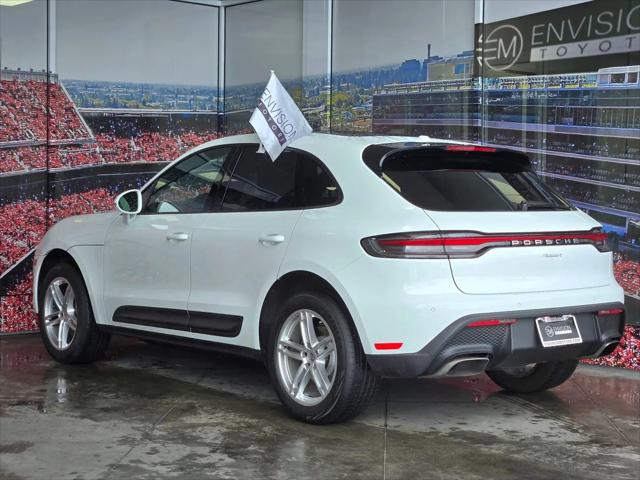 2024 Porsche Macan Macan