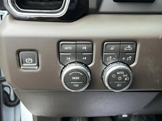 2026 GMC Sierra 2500HD Crew Cab, Standard Bed, Denali, 4WD