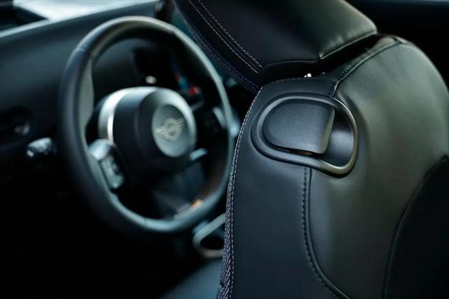 2026 MINI Hardtop Cooper