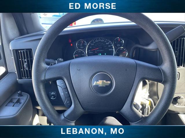 2025 Chevrolet Express Passenger RWD 3500 Extended Wheelbase LT