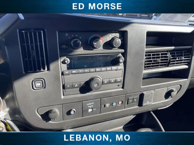 2025 Chevrolet Express Passenger RWD 3500 Extended Wheelbase LT