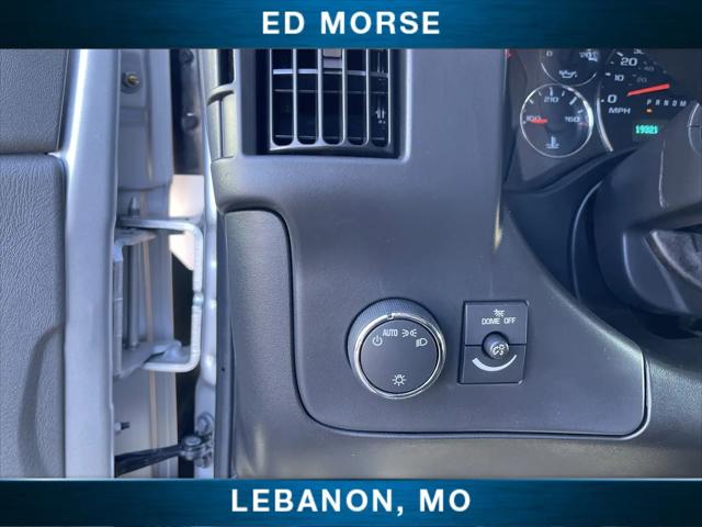 2025 Chevrolet Express Passenger RWD 3500 Extended Wheelbase LT