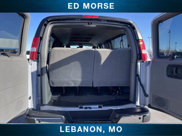 2025 Chevrolet Express Passenger RWD 3500 Extended Wheelbase LT