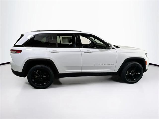 2023 Jeep Grand Cherokee Altitude 4x4
