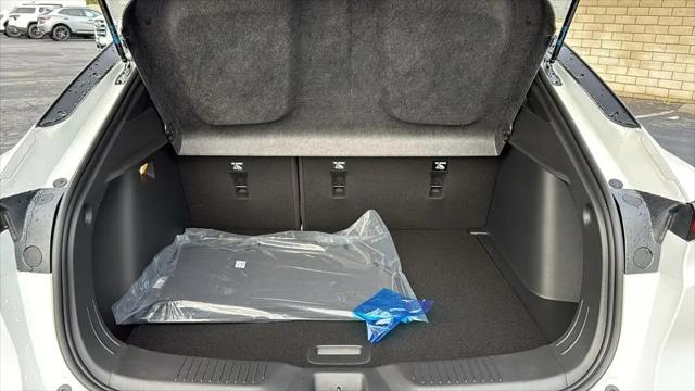 2026 Buick NV Sport Touring FWD