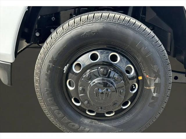 2026 Ram 3500 Big Horn Crew Cab 4x4 8' Box