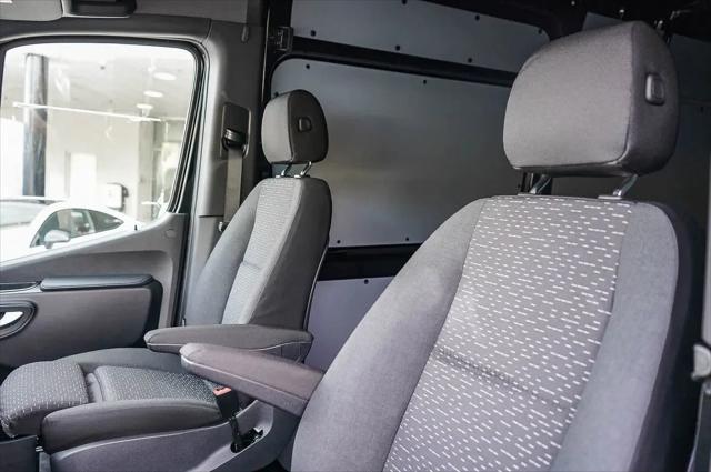 2026 Mercedes-Benz Sprinter 3500XD High Roof 4-Cyl Diesel HO