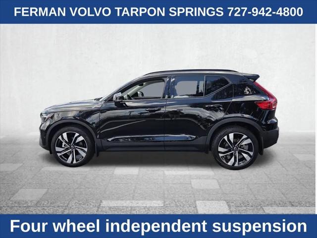 2026 Volvo XC40 Plus, B5 AWD Gas (mild hybrid), Dark