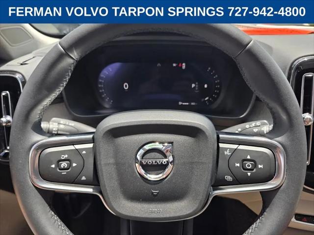 2026 Volvo XC40 Plus, B5 AWD Gas (mild hybrid), Dark