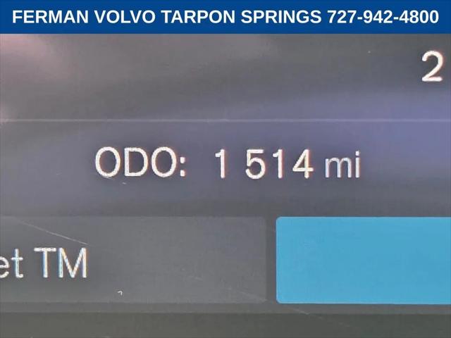 2026 Volvo XC40 Plus, B5 AWD Gas (mild hybrid), Dark