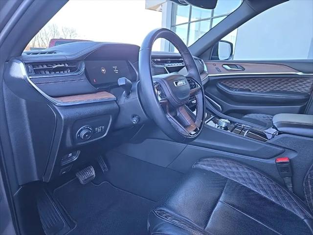 2025 Jeep Grand Cherokee Summit 4x4