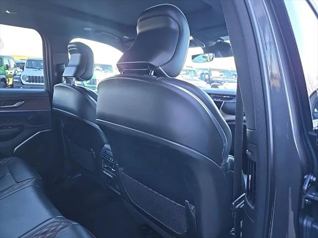 2025 Jeep Grand Cherokee Summit 4x4