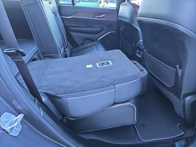 2025 Jeep Grand Cherokee Summit 4x4