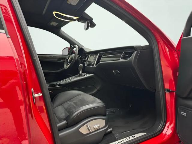 2017 Porsche Macan GTS