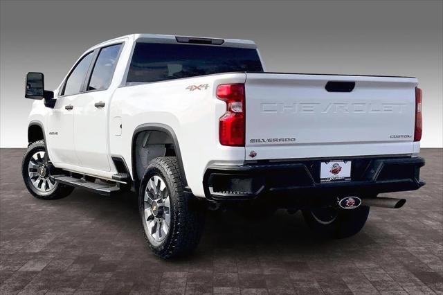 2022 Chevrolet Silverado 2500HD 4WD Crew Cab Standard Bed Custom