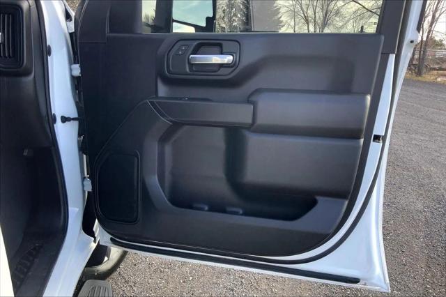 2022 Chevrolet Silverado 2500HD 4WD Crew Cab Standard Bed Custom