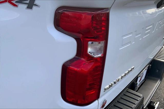 2022 Chevrolet Silverado 2500HD 4WD Crew Cab Standard Bed Custom