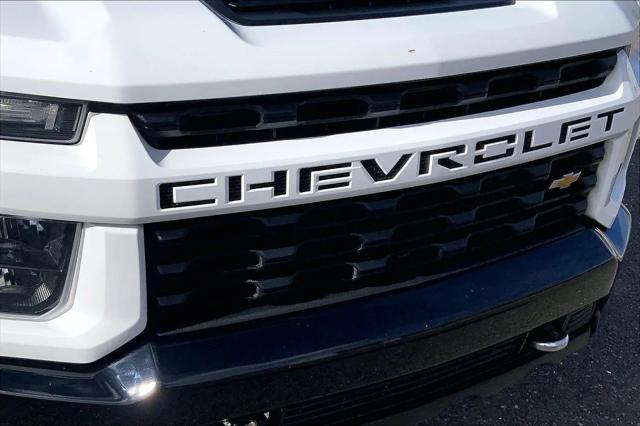 2022 Chevrolet Silverado 2500HD 4WD Crew Cab Standard Bed Custom